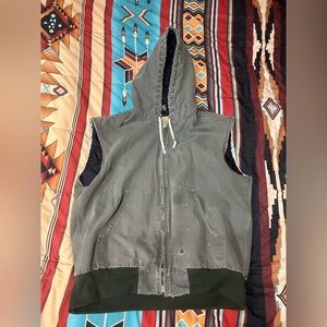 Carhartt Sleeveless Hooded Canvas Work Vest in Olive Green